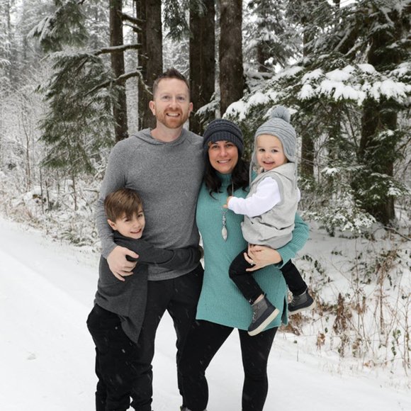 Meet your Posher, Ryan - Picture 1 of 3